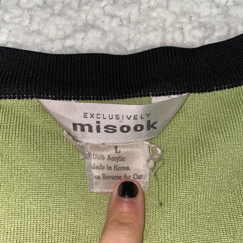Cardigan - Picture 2 of 2